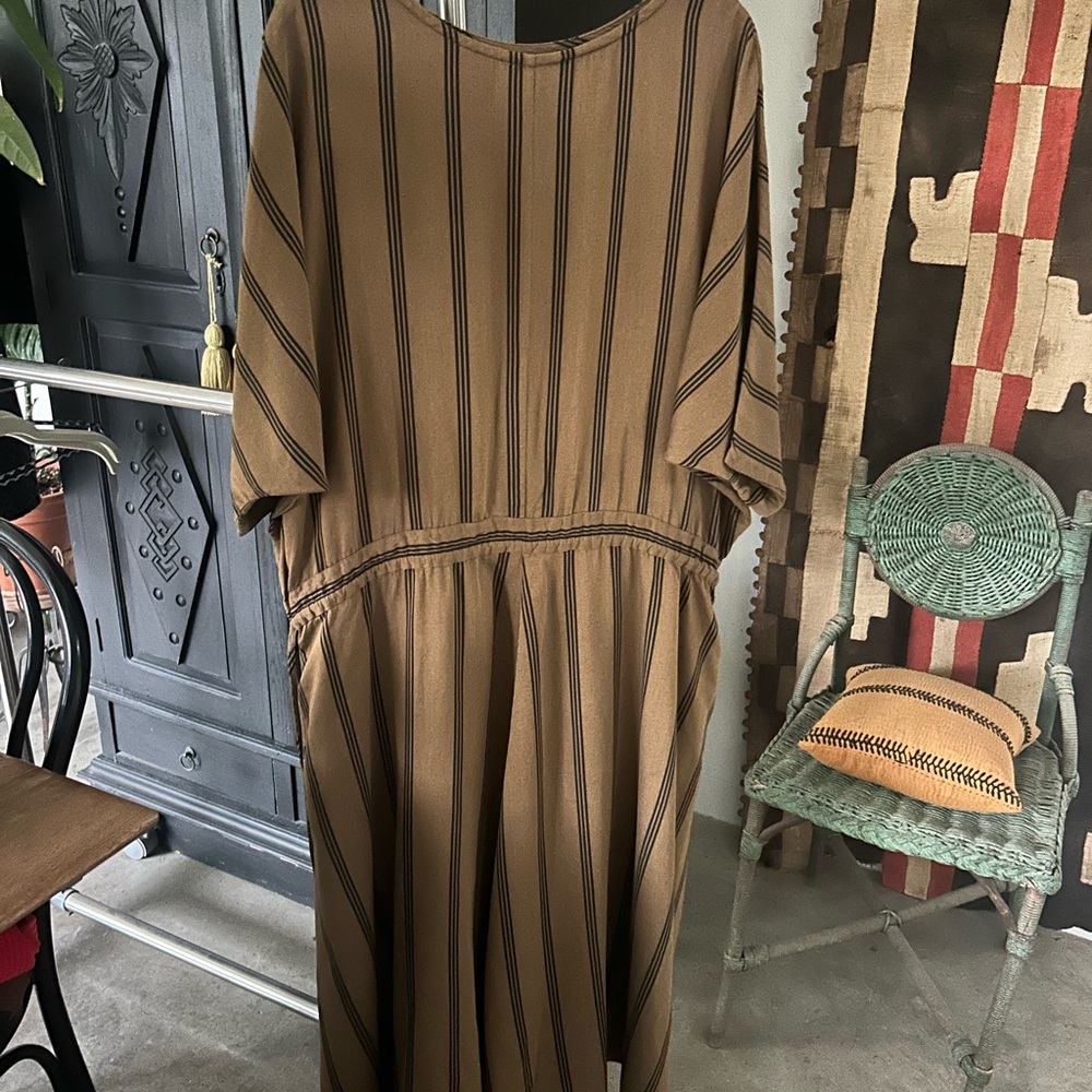 Kamperett Women’s One Size Striped Brown and Black Maxi Dress Pockets  Tie Waist